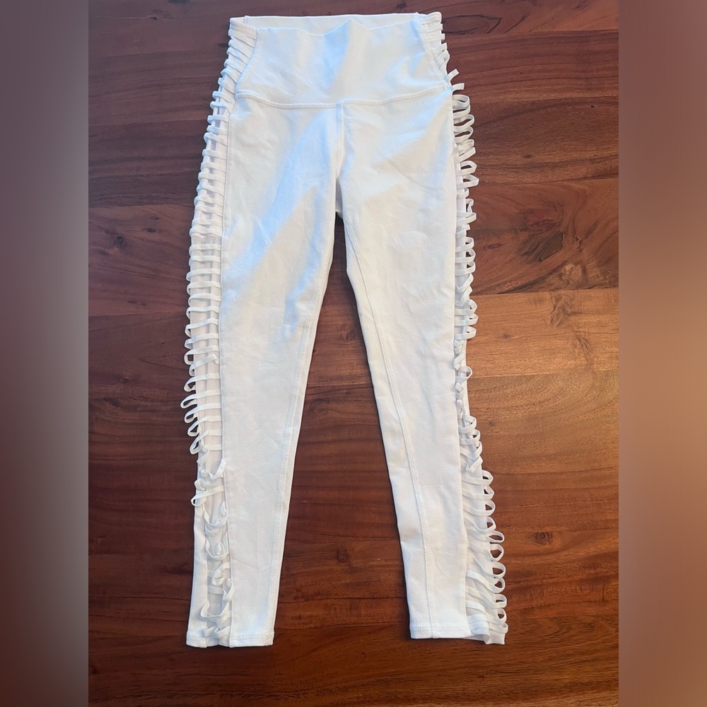 New ALO Yoga White Side-Lattice Leggings
